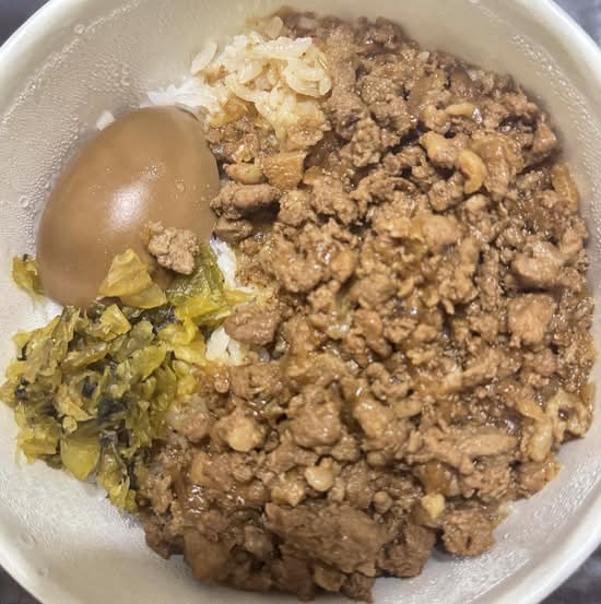 Ground Meat on Rice（肉燥飯）